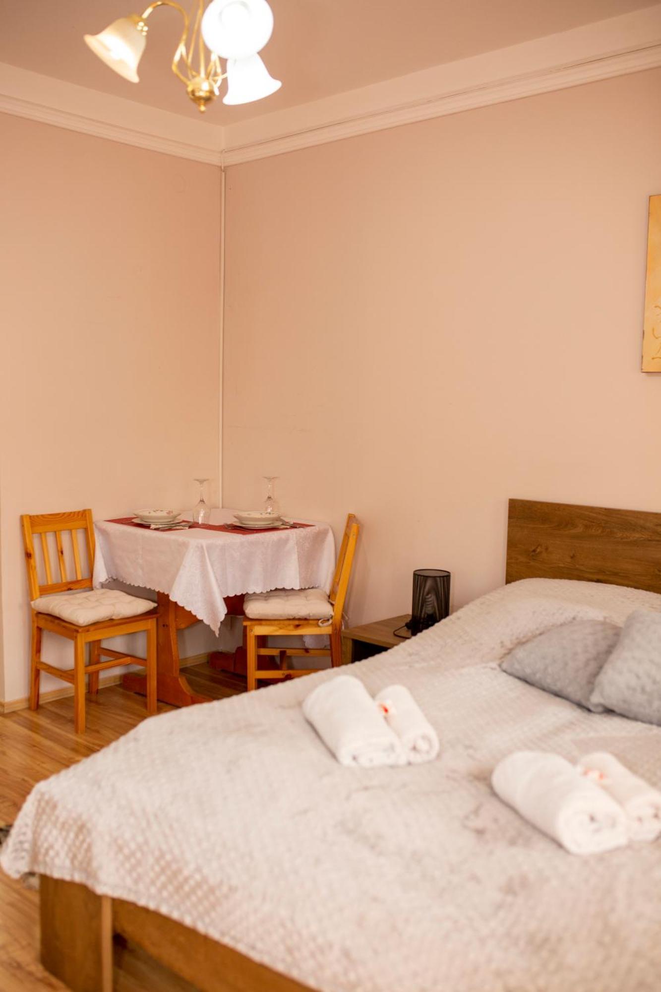 Huerkecz Apartmanhaz Heviz Luaran gambar