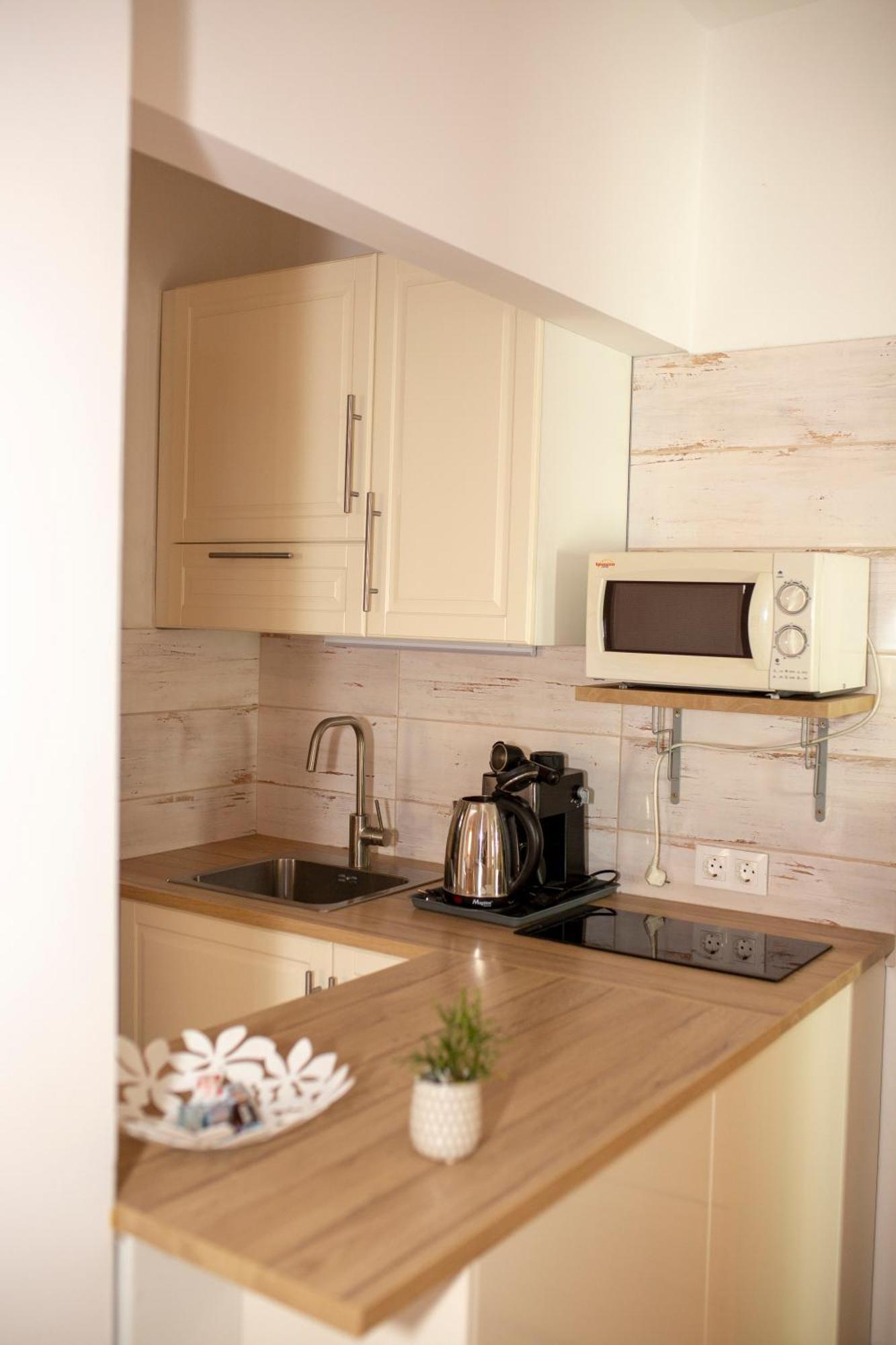 Huerkecz Apartmanhaz Heviz Luaran gambar